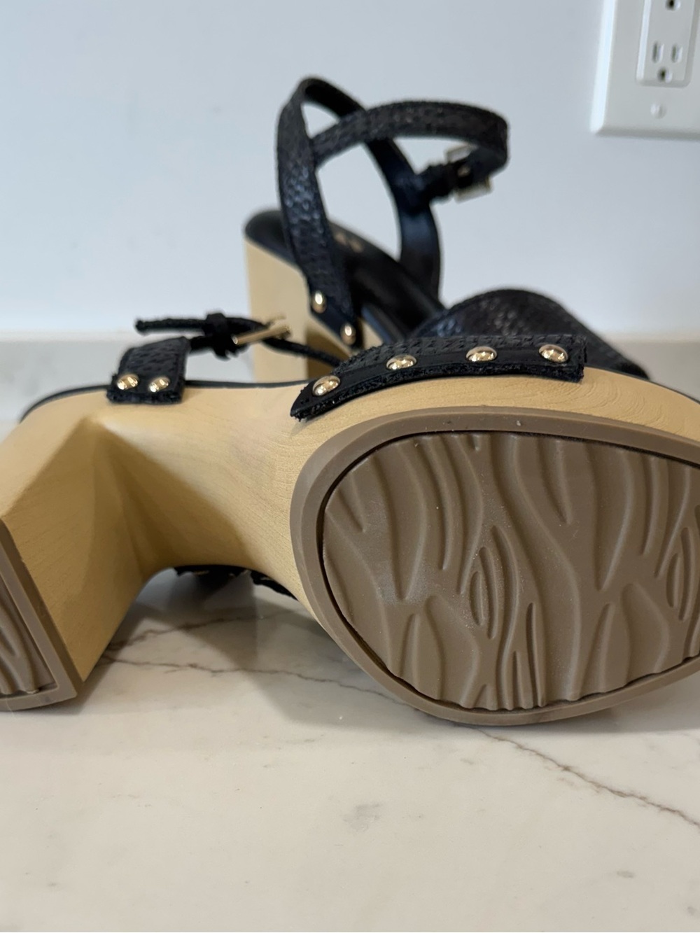 SARTO By Franco Sarto Black Woven Platform Sandals with Gold Studs - Picture 2 of 3